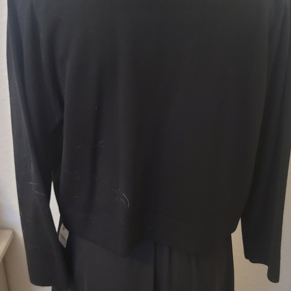 Sweater - Picture 3 of 8